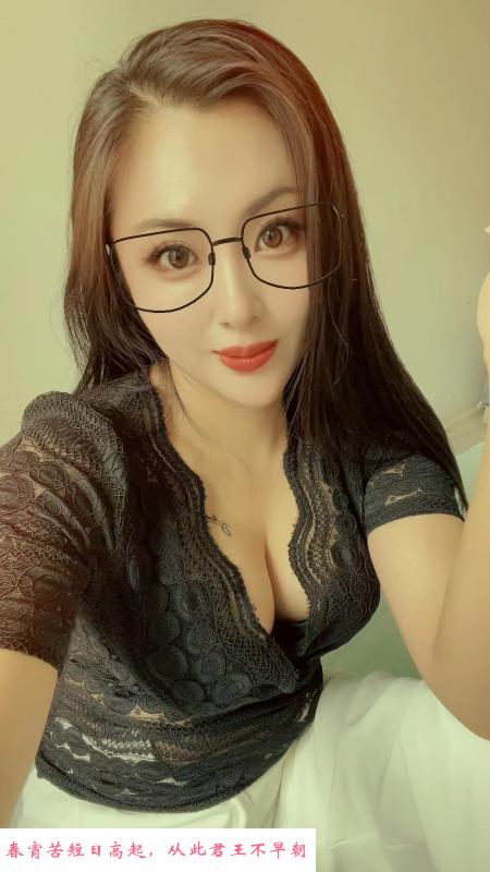 虹口居家大胸少妇 第1张