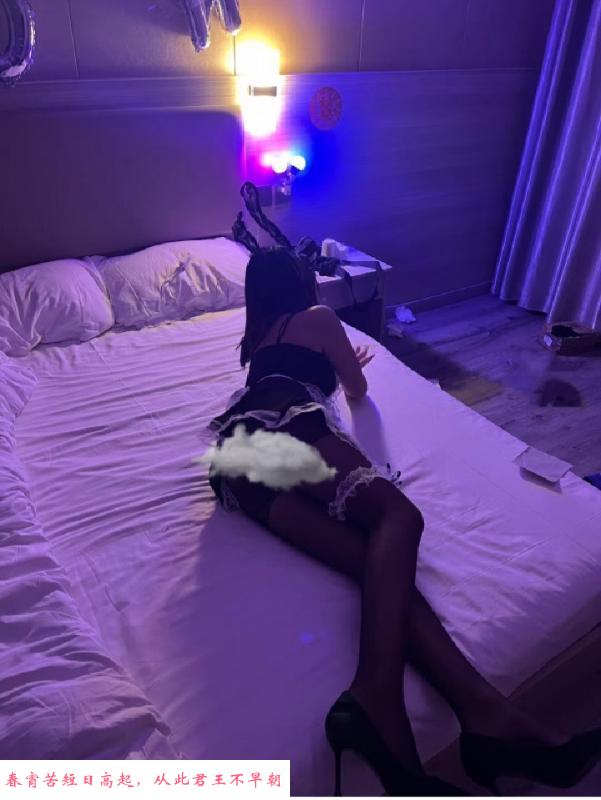 性感制服诱惑妹子 第2张