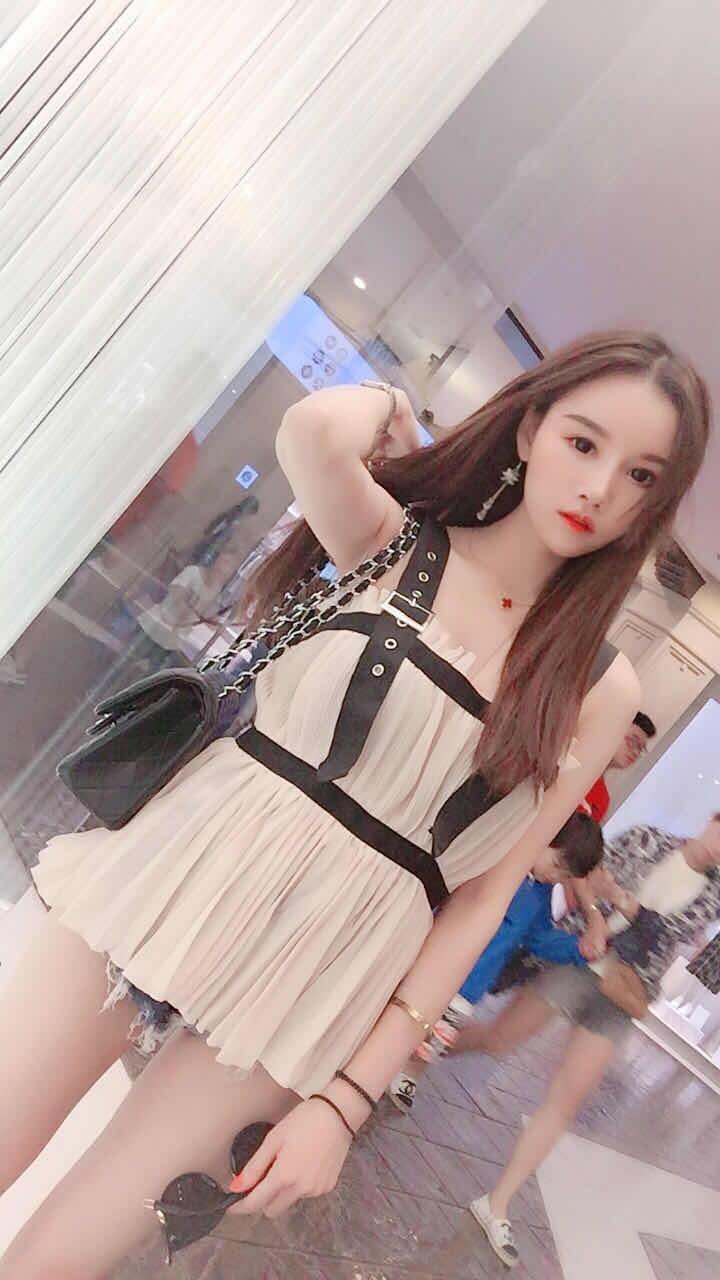 高颜值女神小爱，性感销魂 第2张