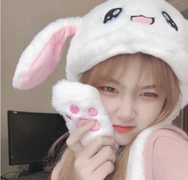 妹妹身材好很性感,小鸟依人型 第2张