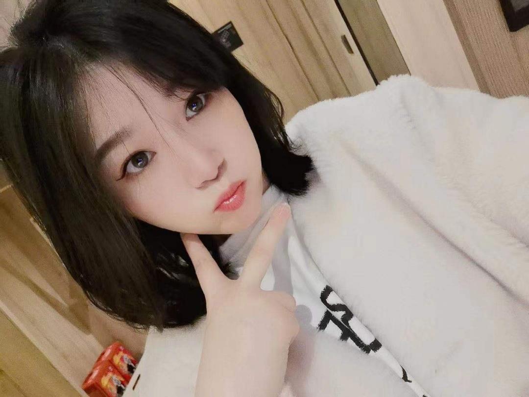 性感易高潮小妹狼友们请温柔对待 第1张