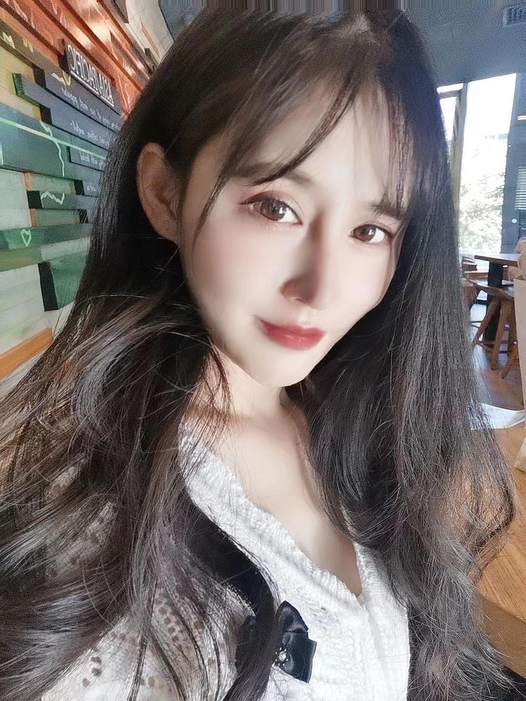下城36D妹子 第1张