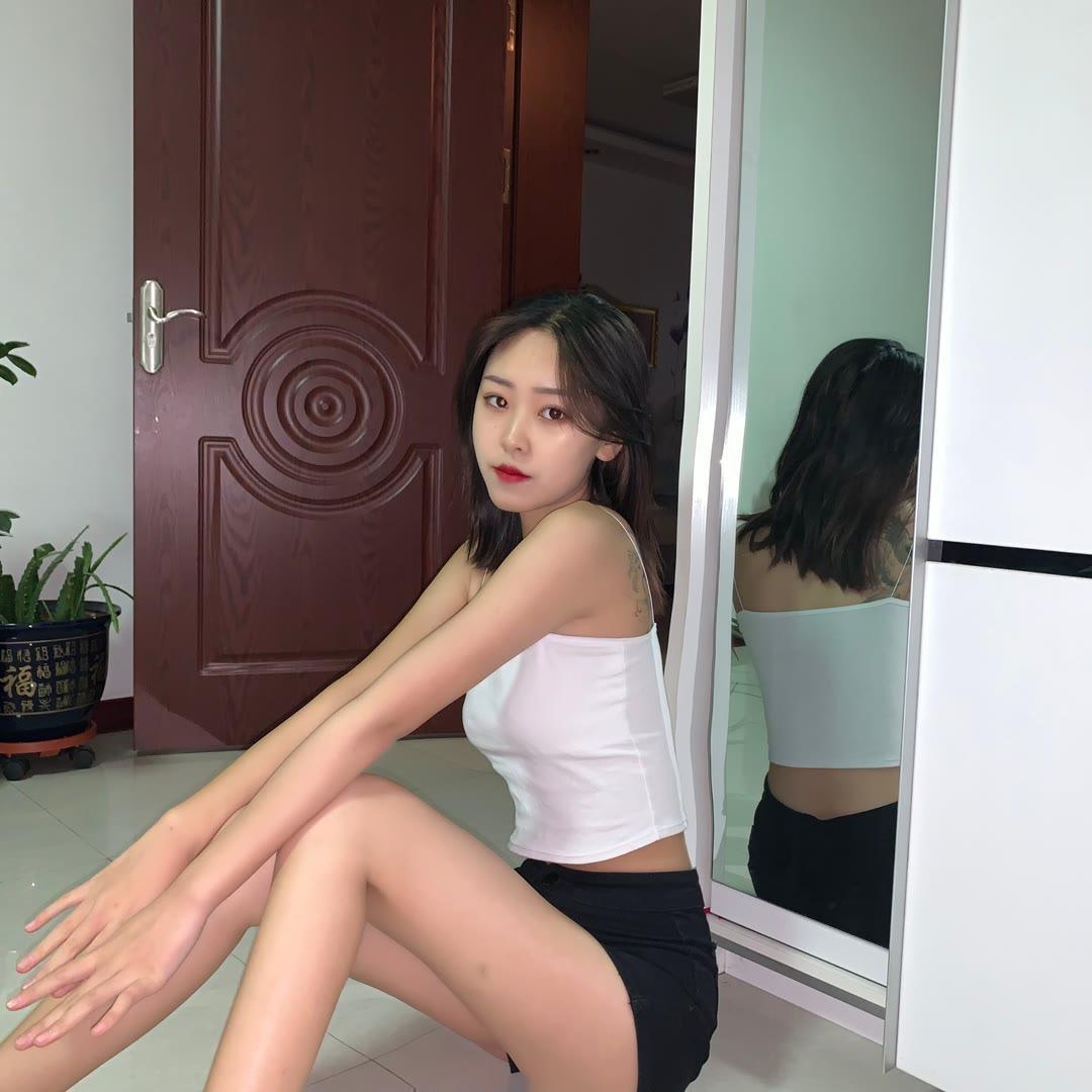 黄埔萝莉音妹子小雅，娇小可爱型，抱着干更爽 第4张