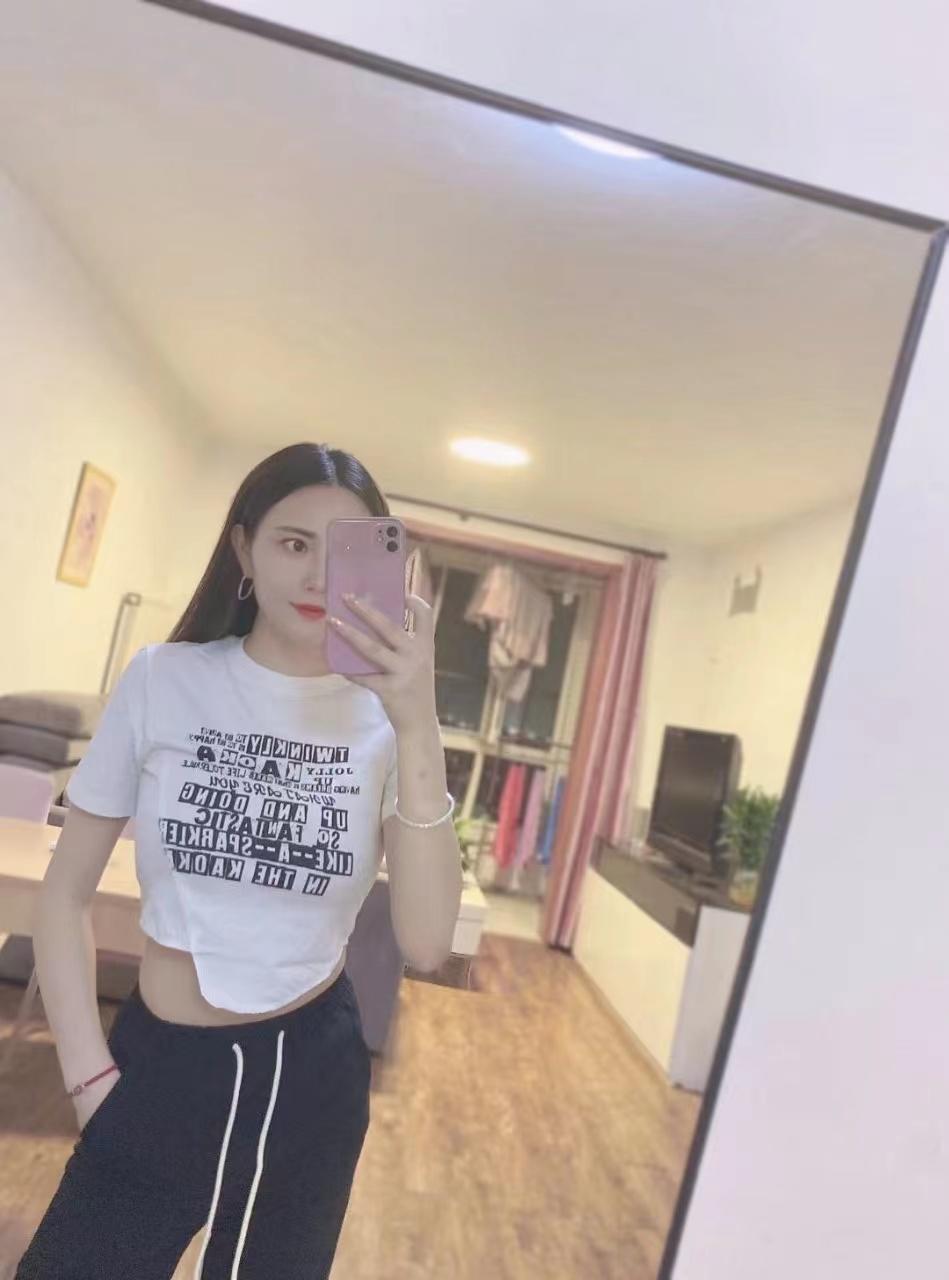 丰台南三环芳星园温柔的冰冰，蜜桃臀，弯腰后入倍儿爽 第2张