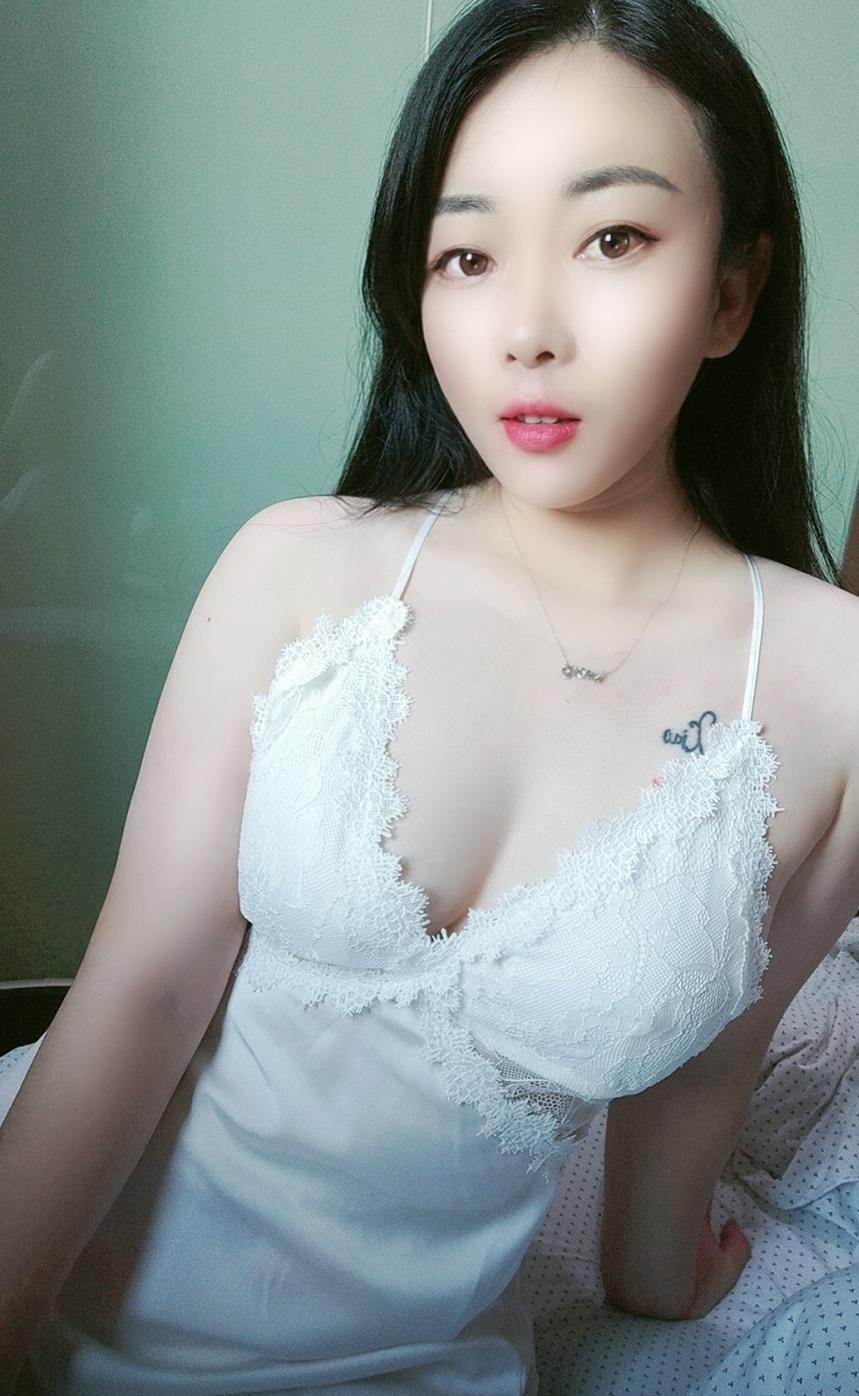 天河小甜美依依 第3张